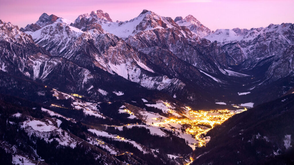 Volo in elicottero da Milano a Cortina