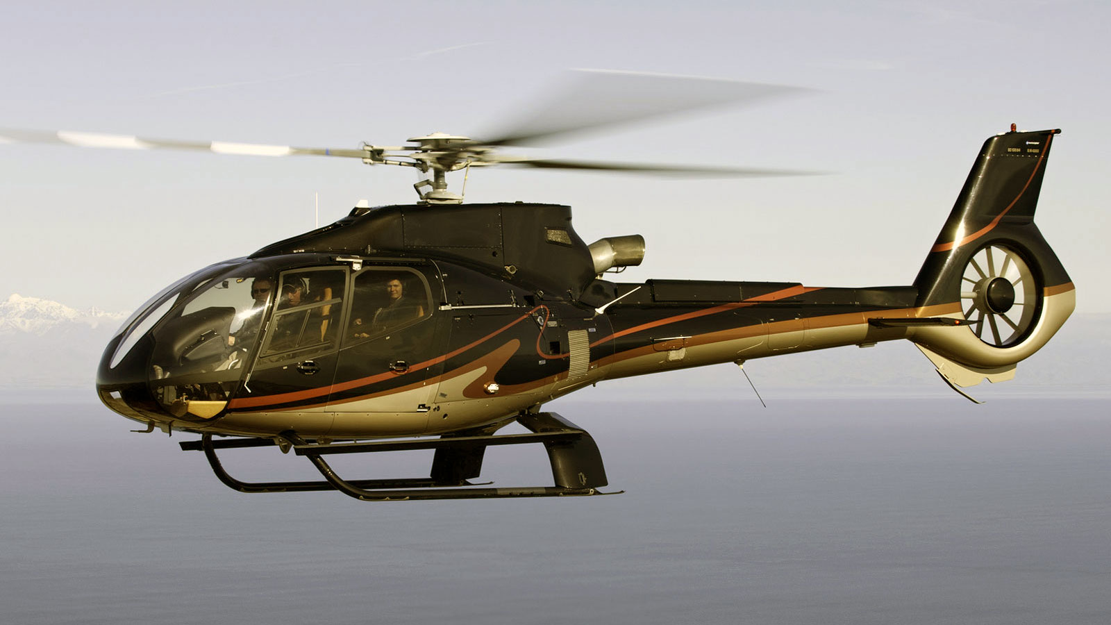 Helicopter Flight from Rome to Ponza