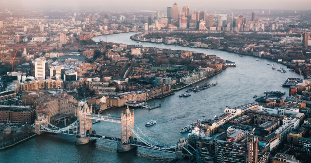 Volo con jet privato da Napoli a Londra | Servizio 24/7 · Quotazioni in un’ora