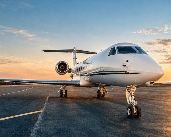Jet privato sulla pista